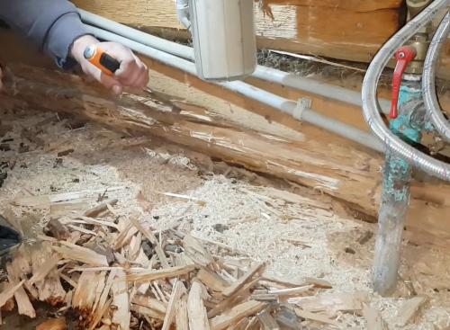 Подгнил нижний венец. 5 лучших способов замены нижних венцов в деревянном доме