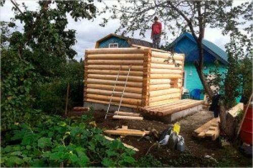 Баня из бревна своими руками. Продолжение строительных работ 07