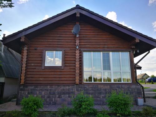 Как правильно построить дом из оцилиндрованного бревна. Особенности строения 01