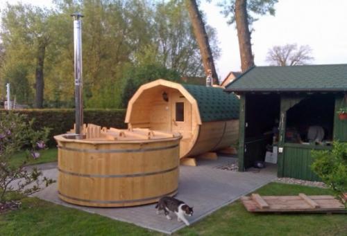 Готовые бани бочки. Что представляет собой баня бочка