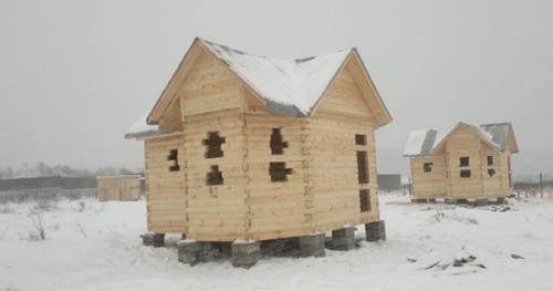 Чем плоха баня из бруса. Особенности строительства