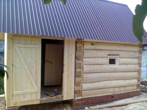 Планировка небольшой бани 3х3. Проектирование бани: основные помещения и удачные примеры планировок 02