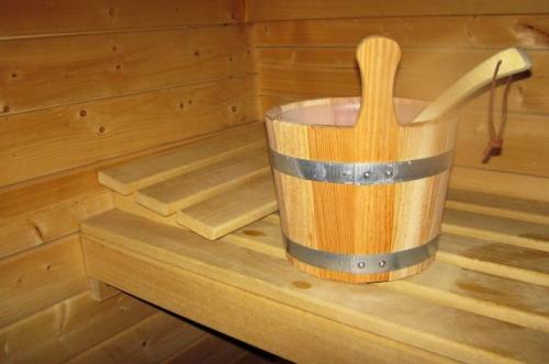 Баня своими руками из подручных материалов. Экспресс-баня своими руками. Как сделать парилку из подручных материалов