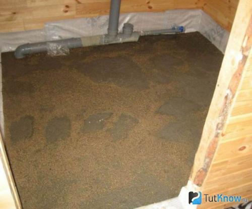 Полы в бане в помывочной своими руками. Бетонный пол 02