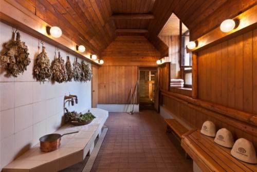 Чем обшить предбанник внутри недорого. Чем обшить стены внутри предбанника недорого, чем отделать кроме дерева?