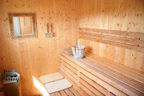 Отделка бани своими руками. Внутренняя отделка бани — пошаговый алгоритм работ! 105 примеров и фото-идей для финишного оформления парной или комнаты отдыха