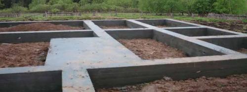 Ленточный фундамент плюсы и минусы. Плюсы и минусы ленточного фундамента