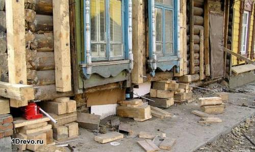 Чем обработать старый деревянный дом снаружи. Старый сруб – лучше новых двух