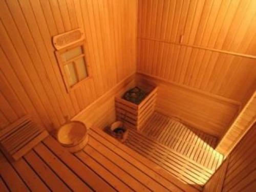 Особенности планировки бани с мансардой размером 3 на 6 м. Специфичность компактных проектов домов-бань с мансардой 03