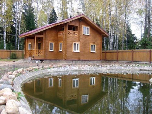 Дом из бруса своими руками