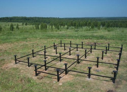 Как спланировать и сделать фундамент под баню своими руками. В чем особенности строительства ленточного фундамента 01